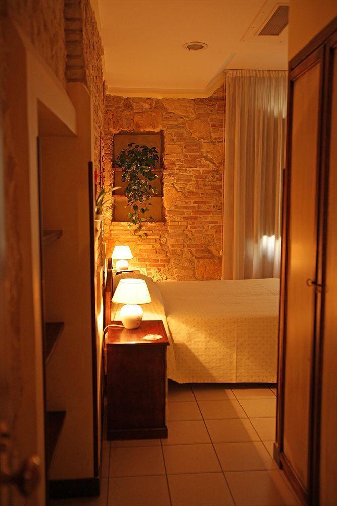 Arcobaleno Rooms Cagliari Eksteriør billede