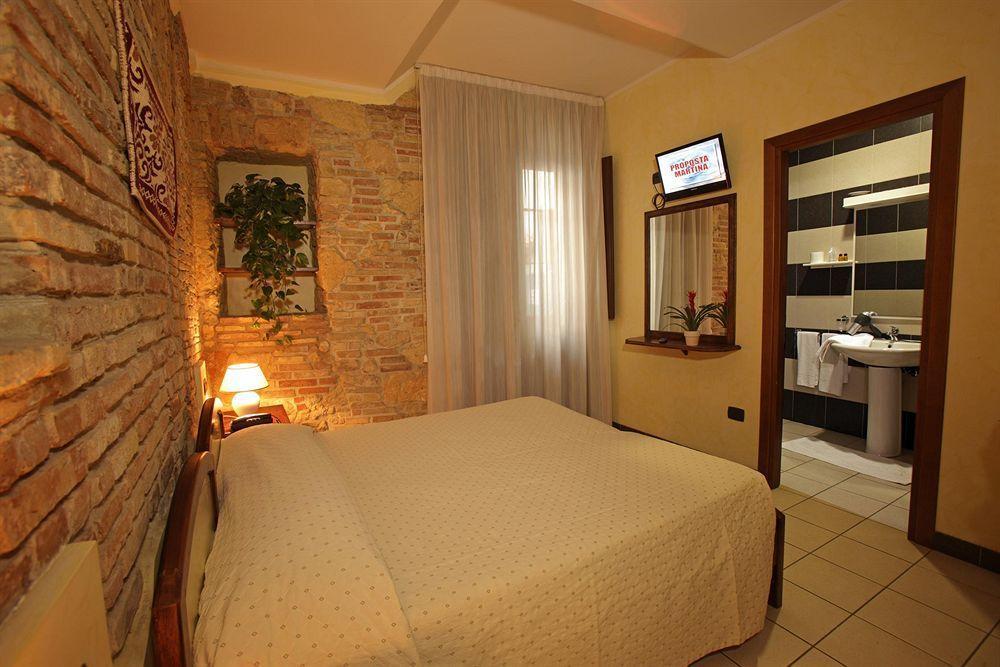 Arcobaleno Rooms Cagliari Eksteriør billede
