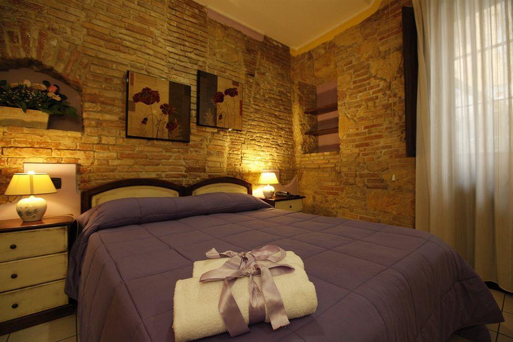 Arcobaleno Rooms Cagliari Eksteriør billede