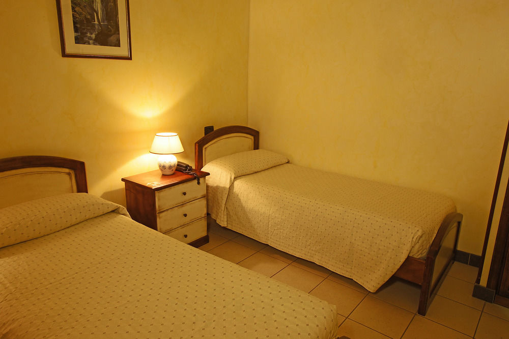 Arcobaleno Rooms Cagliari Eksteriør billede